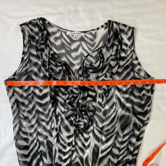 Zebra Print Blouse Size M Semi sheer Black and White Sleeveless Ruffle V Neck - Picture 4 of 8